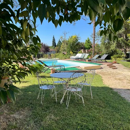 D'hotes Santina Bed and Breakfast Piquecos